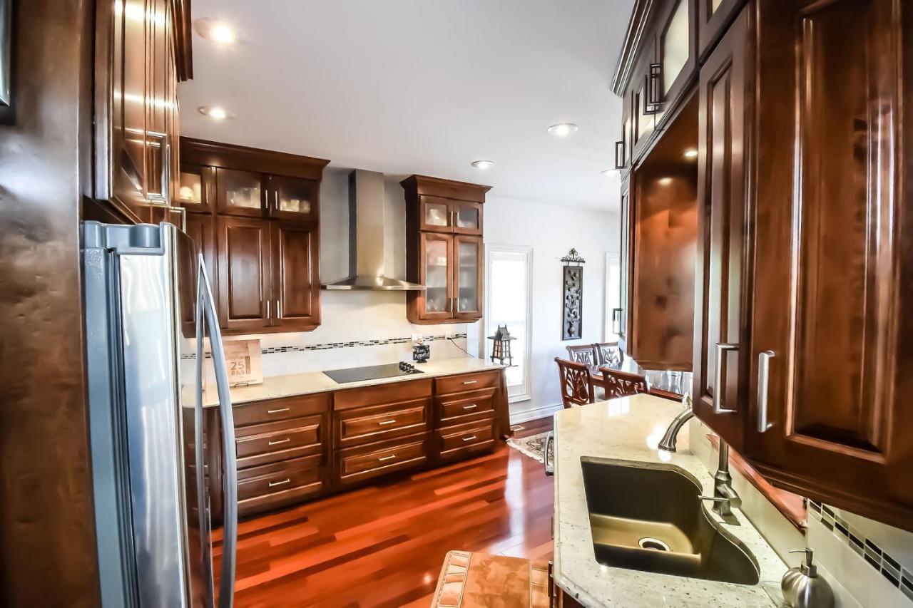 Graystone Bed & Breakfast Ниагара-он-те-Лейк Экстерьер фото