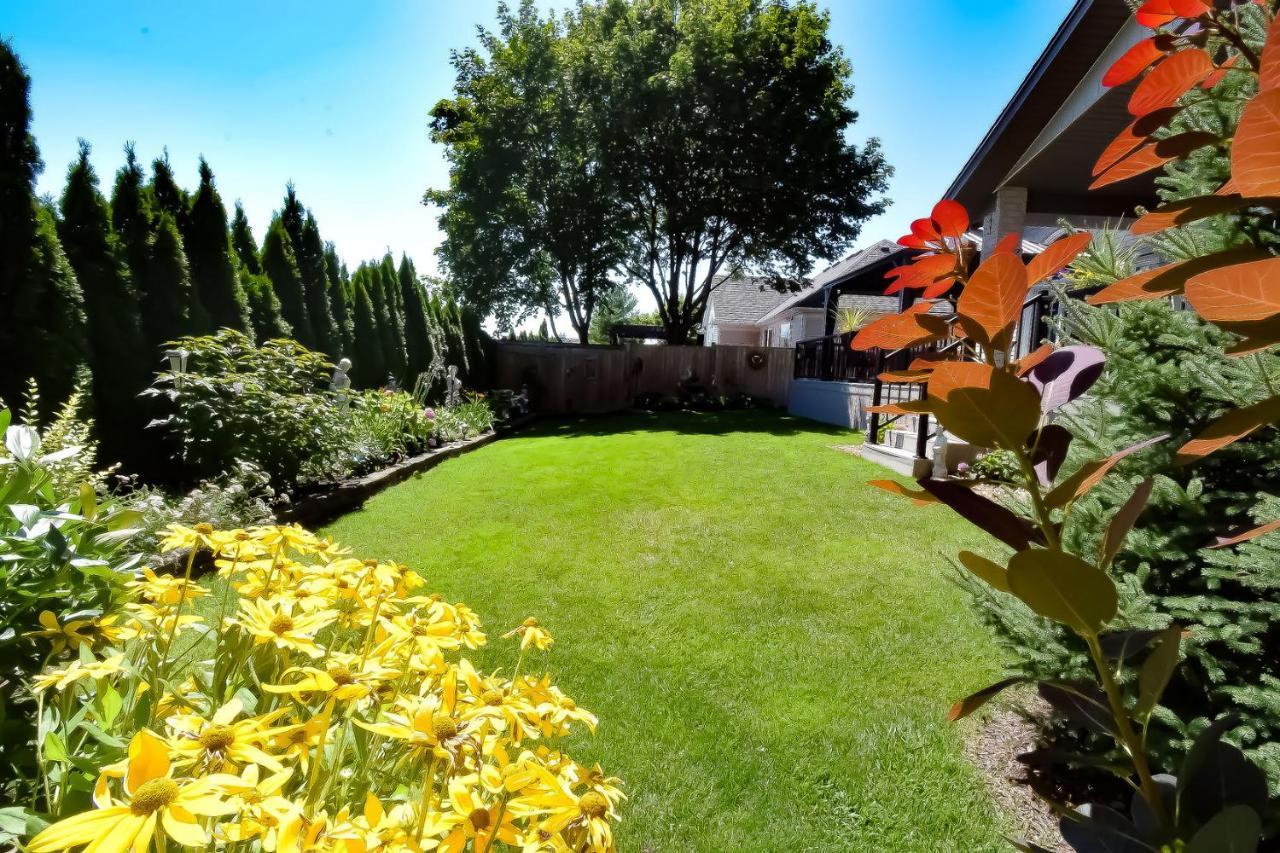Graystone Bed & Breakfast Ниагара-он-те-Лейк Экстерьер фото