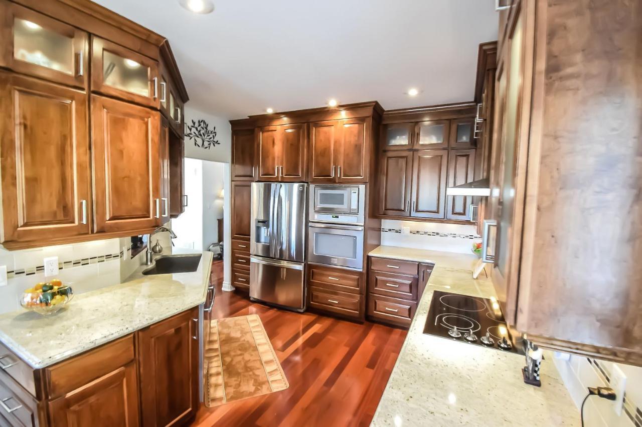 Graystone Bed & Breakfast Ниагара-он-те-Лейк Экстерьер фото